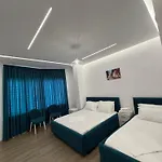 Grand Eae Hotel